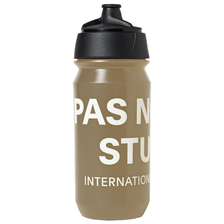 Pas Normal Studios Logo Bidon Flaska 550ml Beige i gruppen Tillbehör / Flaskor/Vätskesystem hos CykelCity (42351)